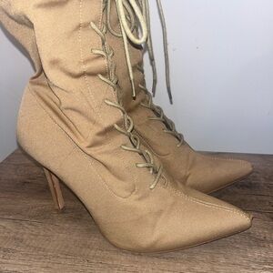 Chic Lace-Up Stiletto Boots in Tan